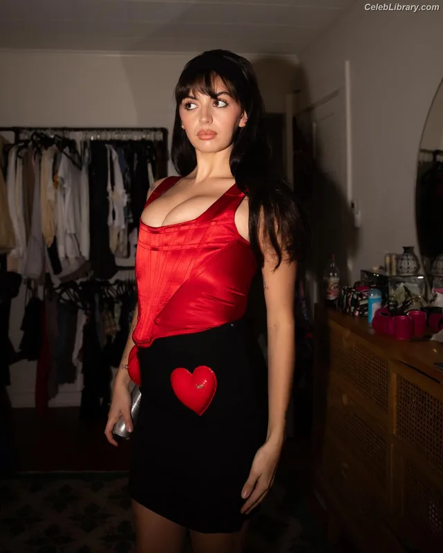 Rebecca Black photo 2 of 714