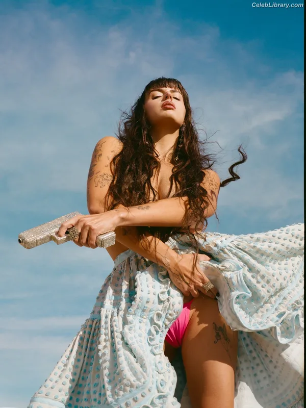 Rebecca Black photo 16 of 714