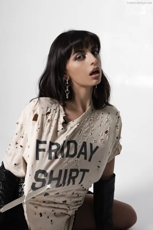 Rebecca Black photo 4 of 714