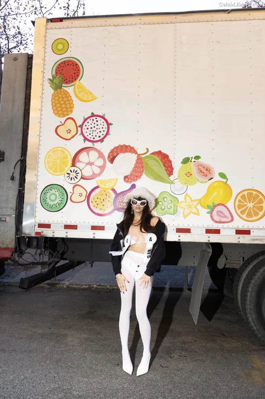 Rebecca Black photo 8 of 714