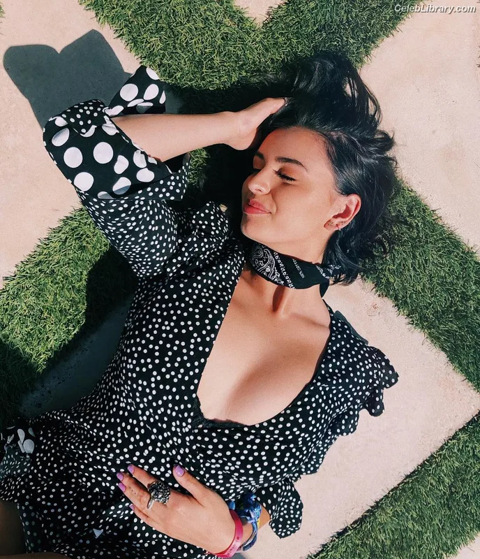 Rebecca Black photo 19 of 714
