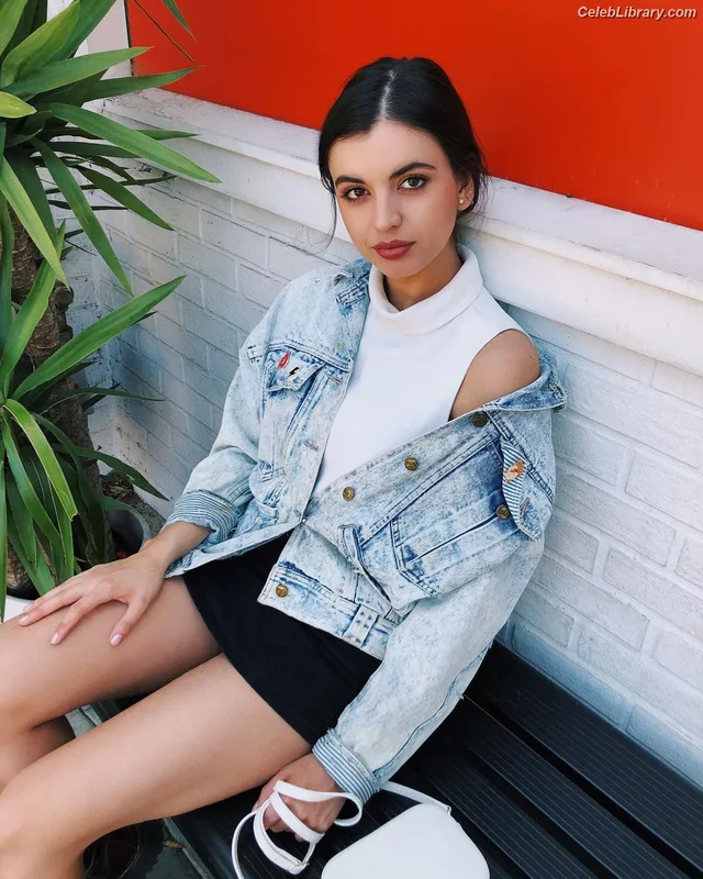 Rebecca Black photo 21 of 714