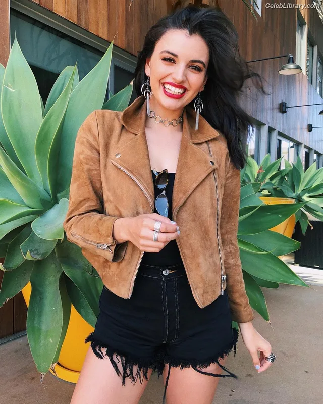 Rebecca Black photo 5 of 714