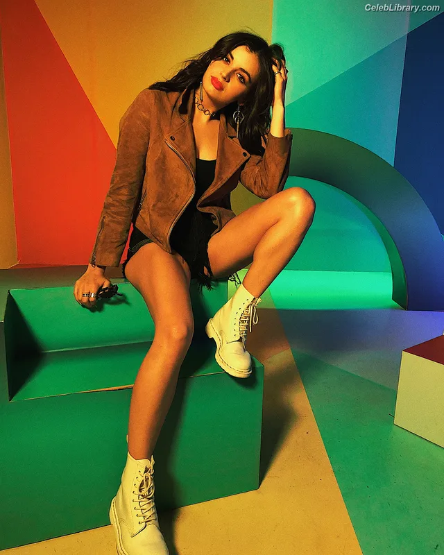 Rebecca Black photo 6 of 714