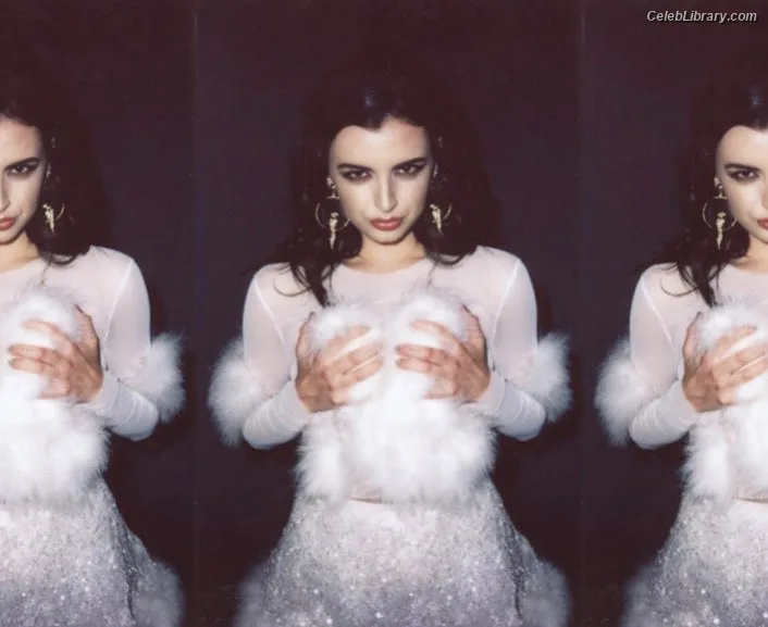 Rebecca Black photo 18 of 714