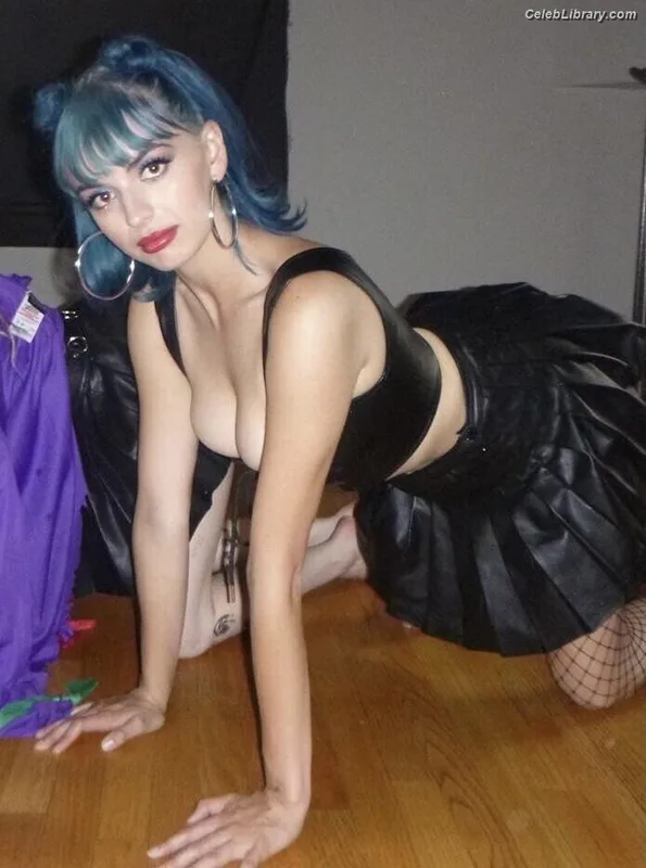 Rebecca Black photo 12 of 714