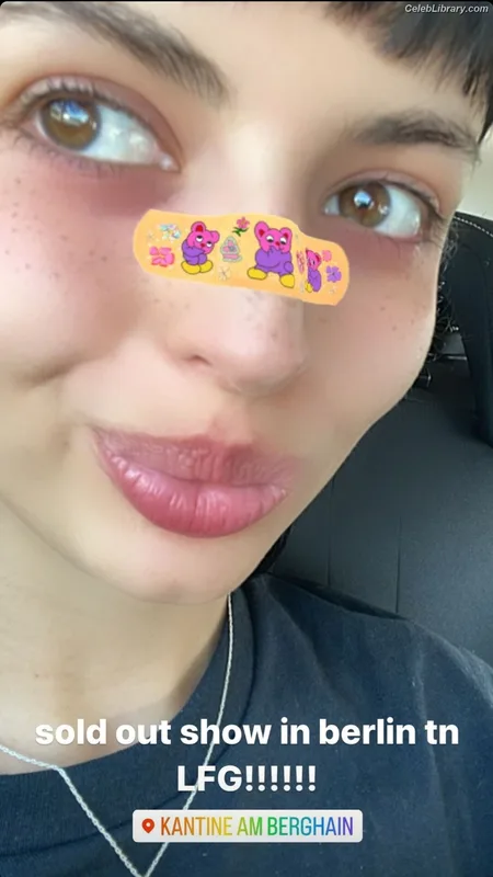 Rebecca Black photo 11 of 714