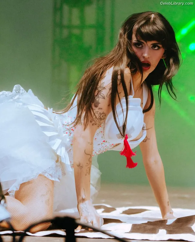 Rebecca Black photo 3 of 714