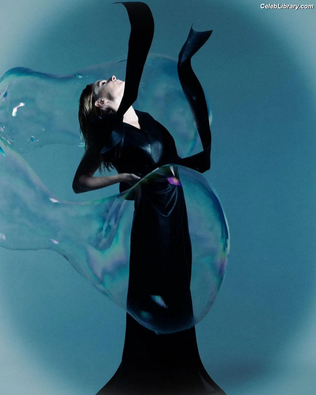 Rebecca Ferguson photo 1 of 430