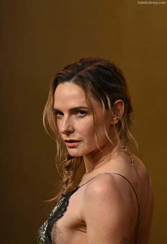 Rebecca Ferguson photo 15 of 430
