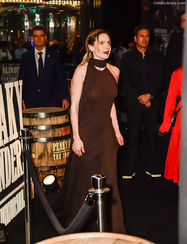 Rebecca Ferguson photo 3 of 430