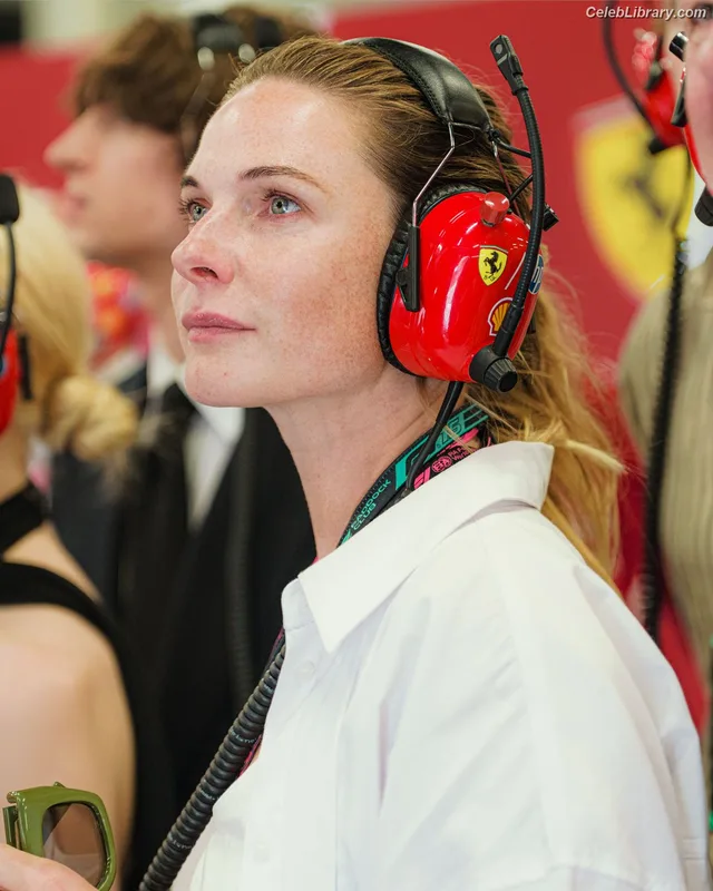 Rebecca Ferguson photo 9 of 430
