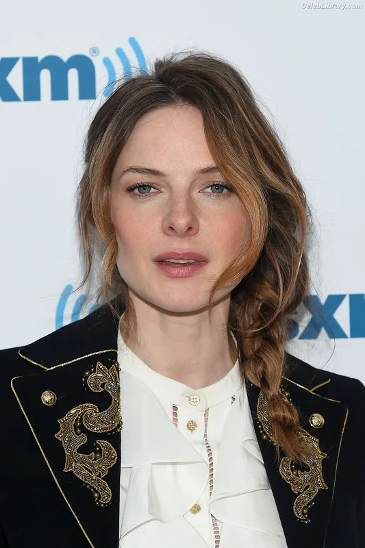 Rebecca Ferguson photo 9 of 430