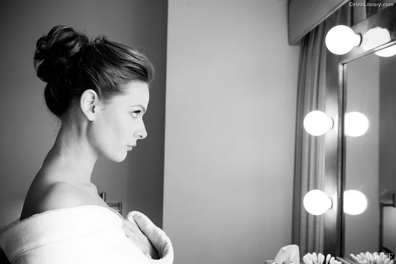 Rebecca Ferguson photo 15 of 430