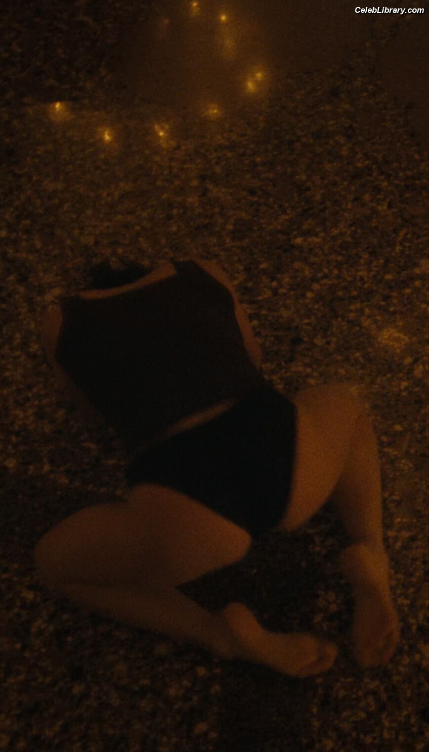 Rebecca Hall photo 15 of 242