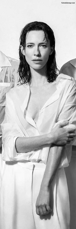 Rebecca Hall photo 18 of 242