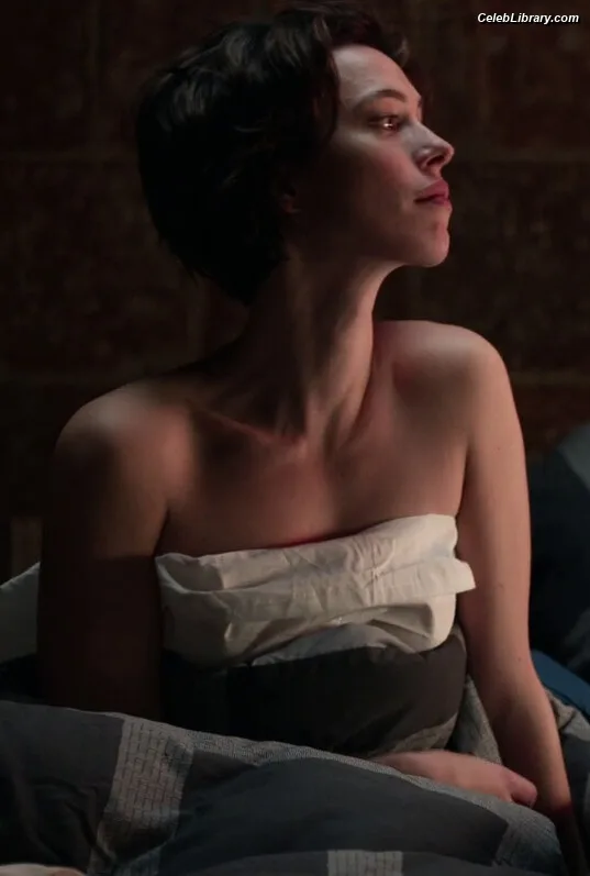 Rebecca Hall photo 11 of 242