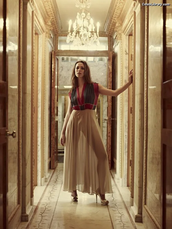 Rebecca Hall photo 14 of 242