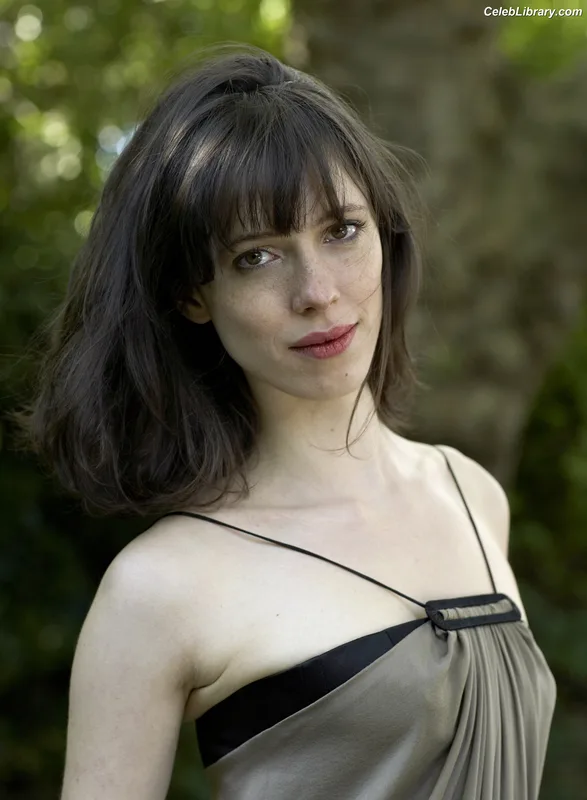 Rebecca Hall photo 21 of 242