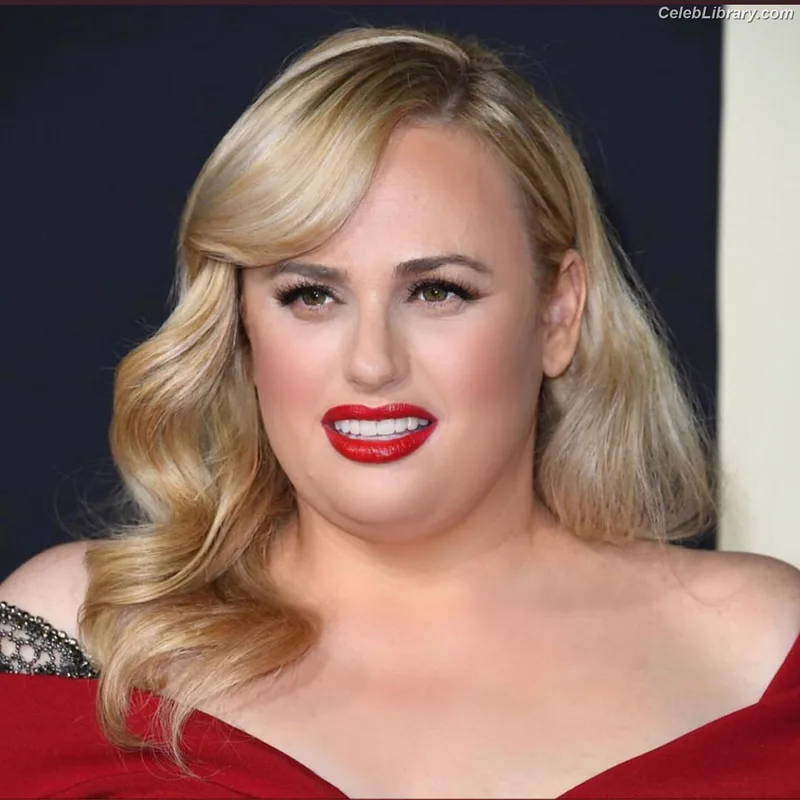 Rebel Wilson photo 7 of 123