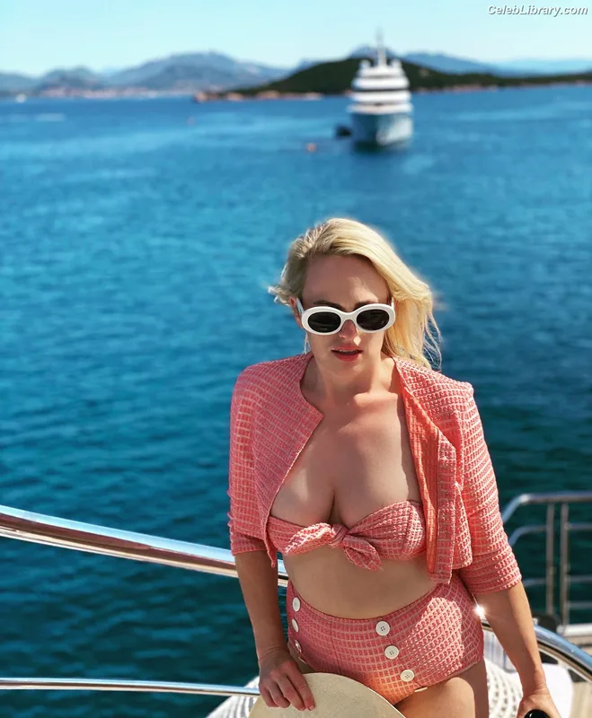 Rebel Wilson photo 15 of 123