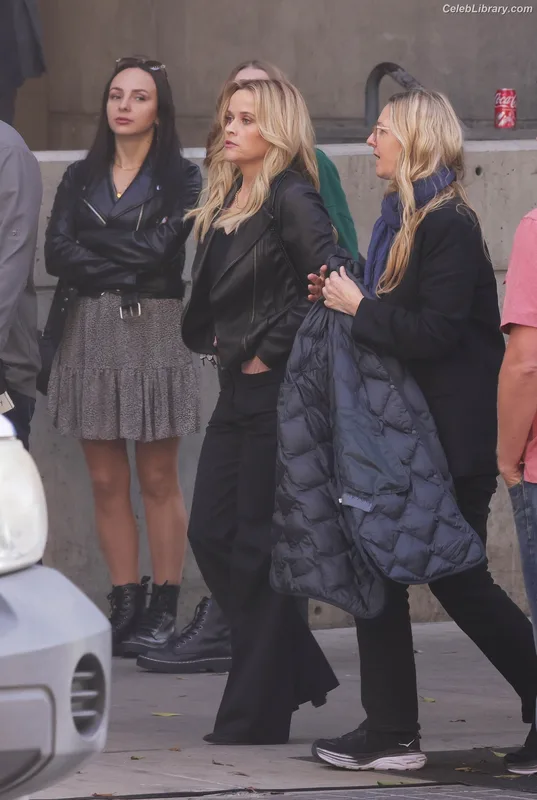 Reese Witherspoon photo 18 of 158