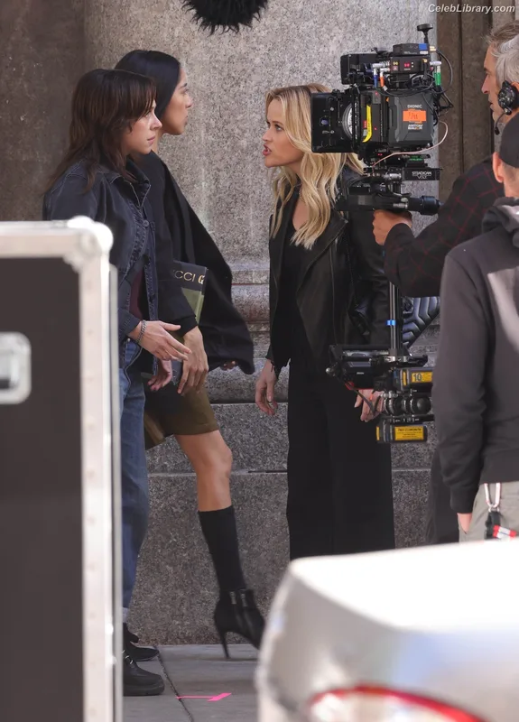 Reese Witherspoon photo 20 of 158