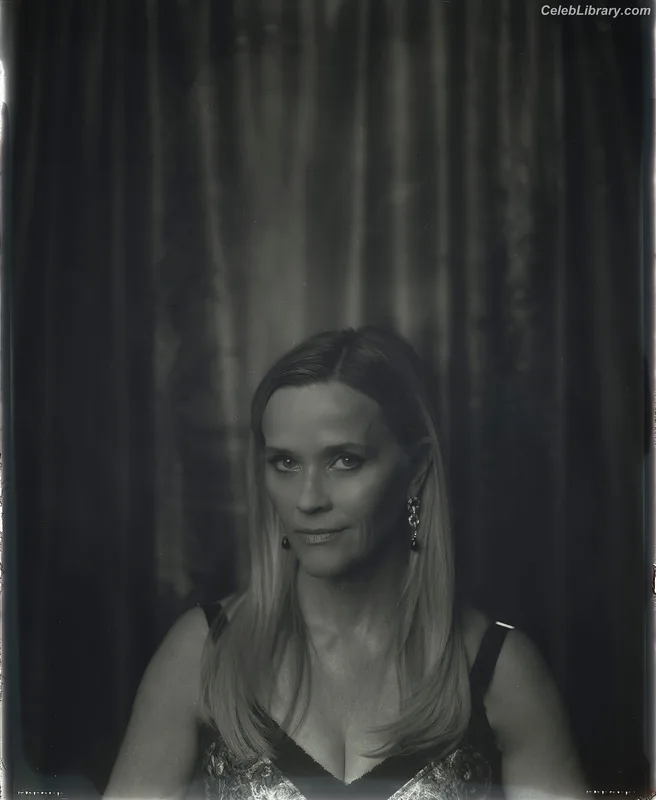 Reese Witherspoon photo 15 of 158