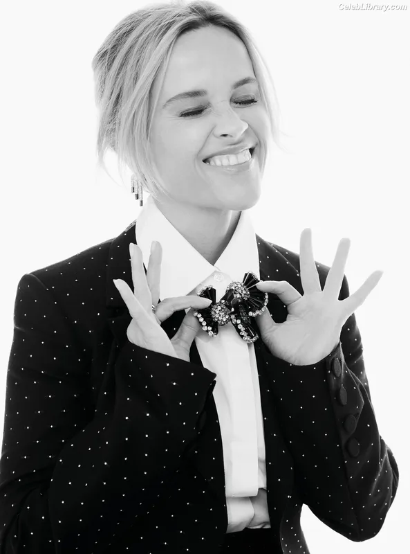 Reese Witherspoon photo 10 of 158