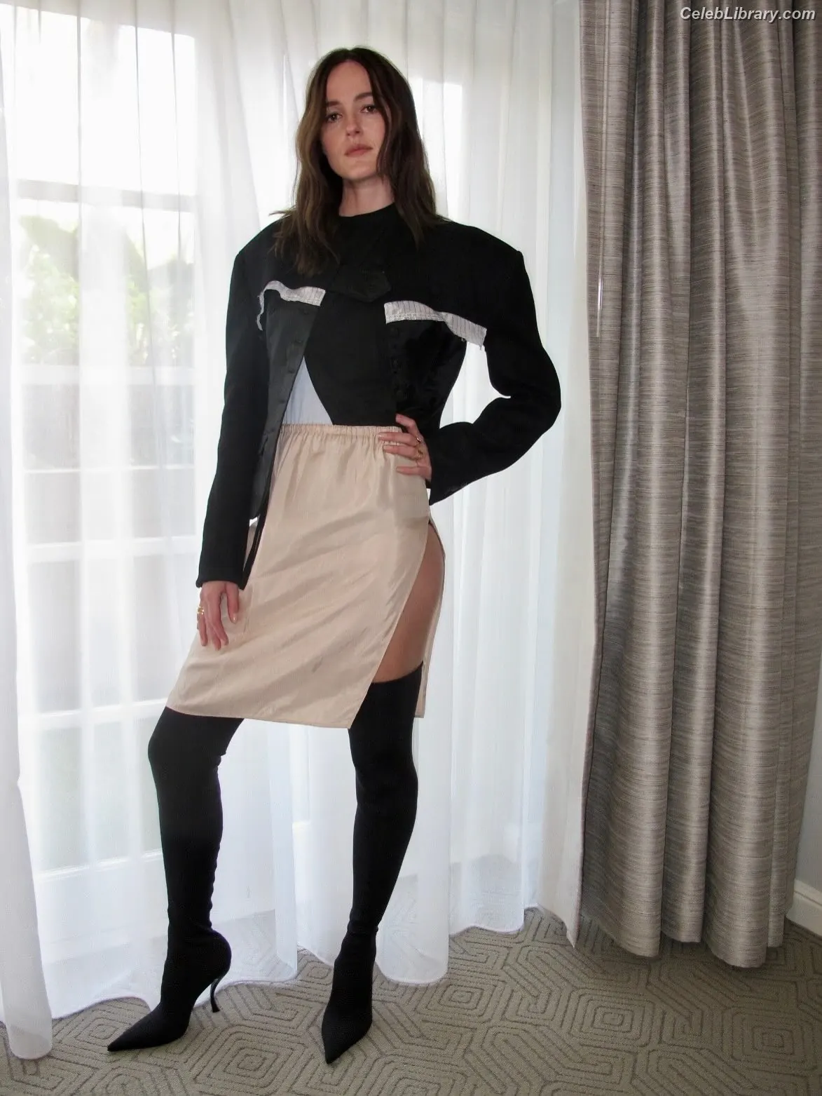 Renate Reinsve photo 1 of 374