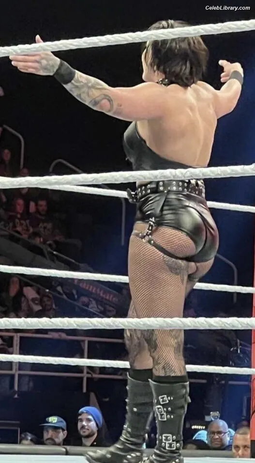 Rhea Ripley photo 15 of 913