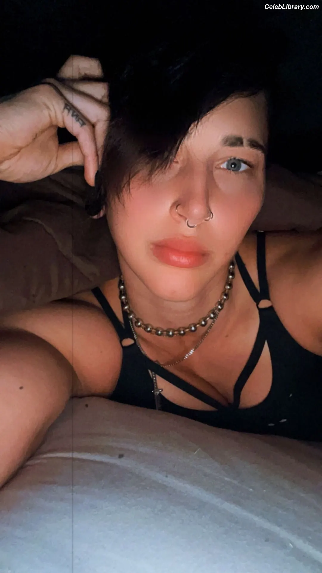 Rhea Ripley photo 1 of 913