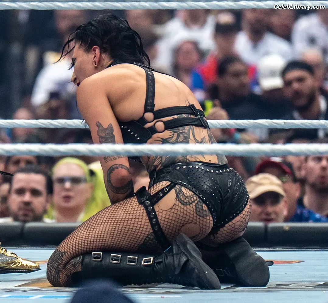 Rhea Ripley photo 9 of 913