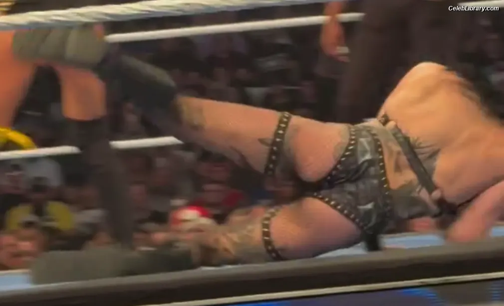 Rhea Ripley photo 24 of 913