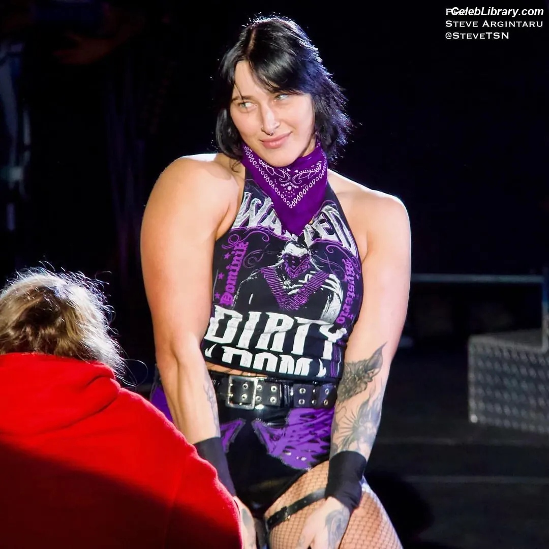Rhea Ripley photo 19 of 913