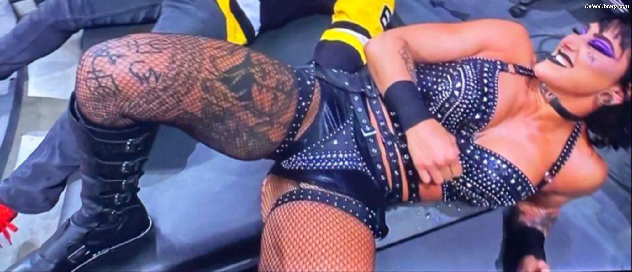 Rhea Ripley photo 5 of 913