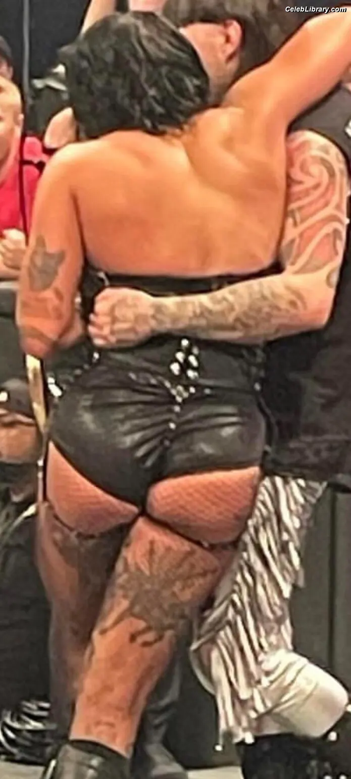 Rhea Ripley photo 8 of 913