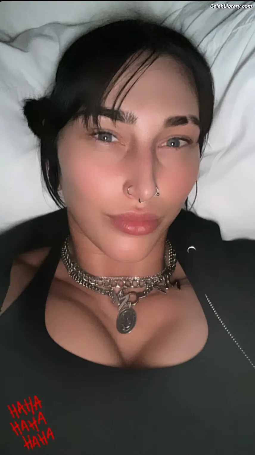 Rhea Ripley photo 13 of 913