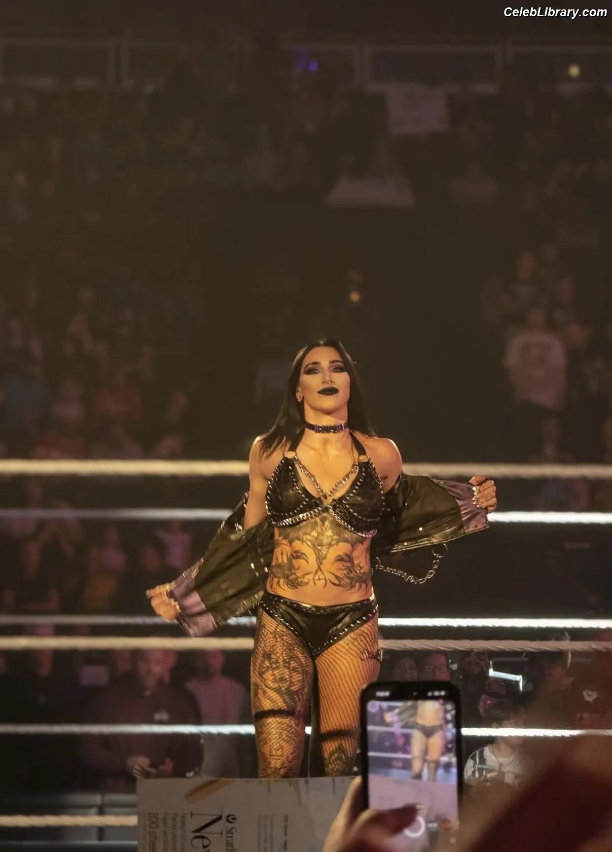 Rhea Ripley photo 24 of 913