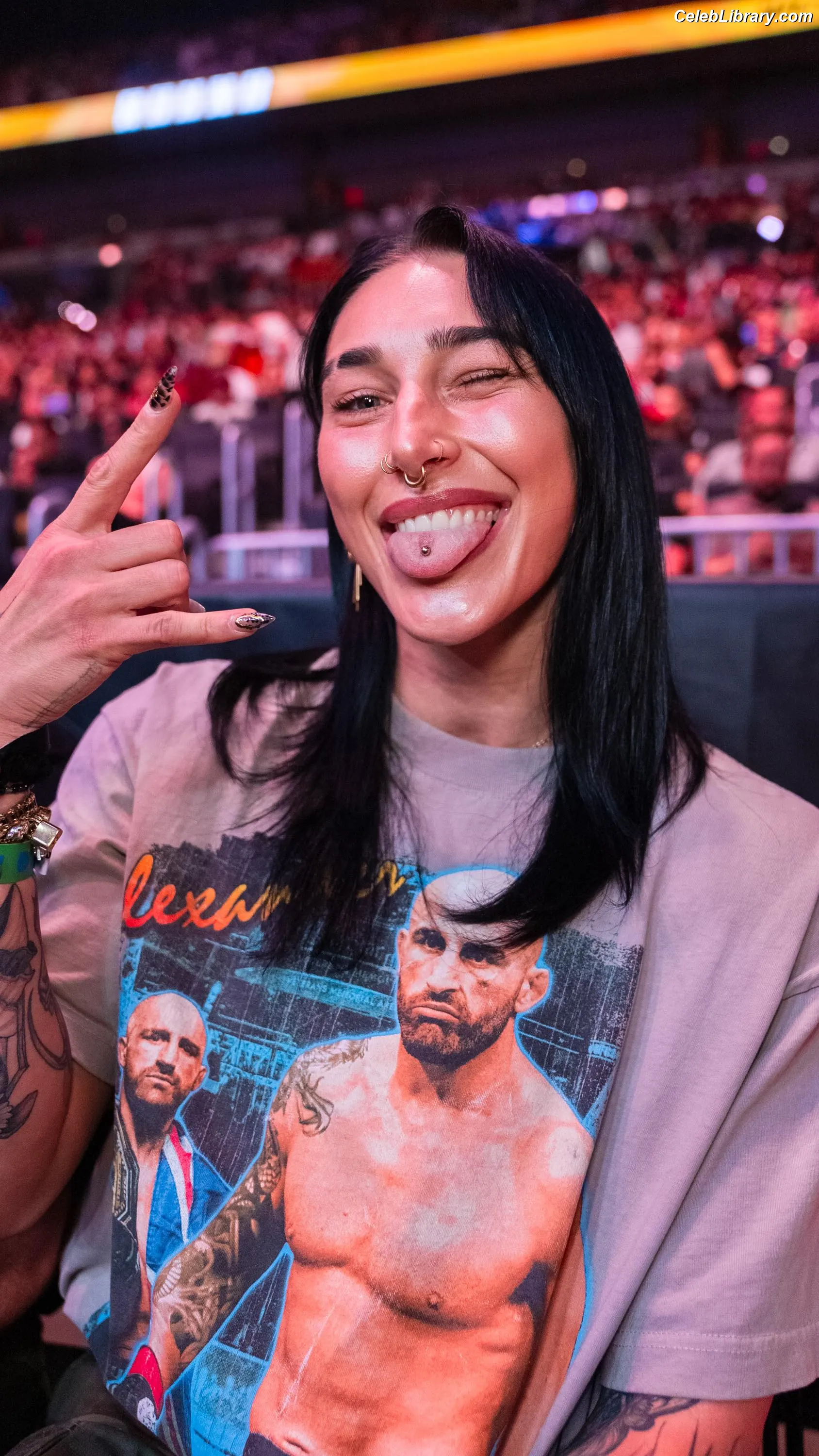 Rhea Ripley photo 6 of 913