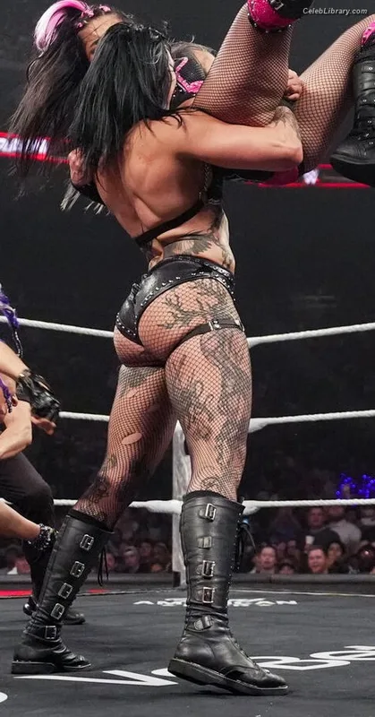 Rhea Ripley photo 14 of 908