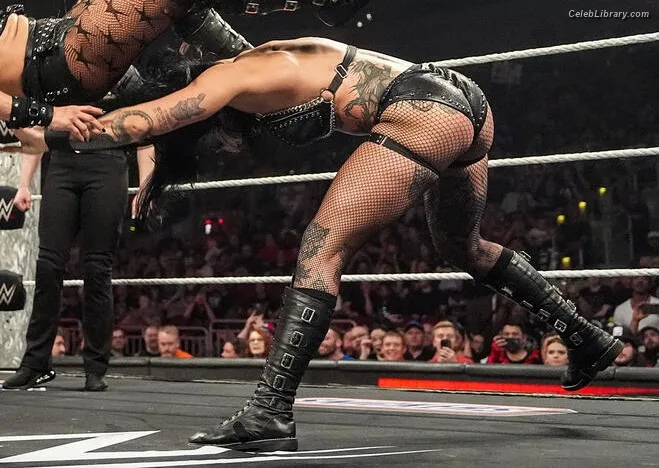 Rhea Ripley photo 5 of 908