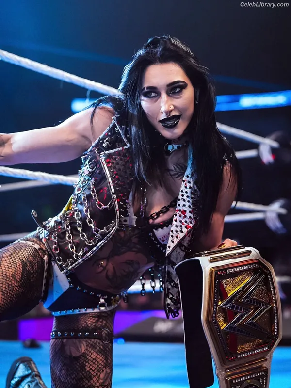 Rhea Ripley photo 7 of 908