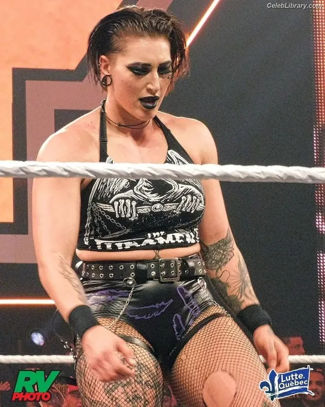 Rhea Ripley photo 16 of 908