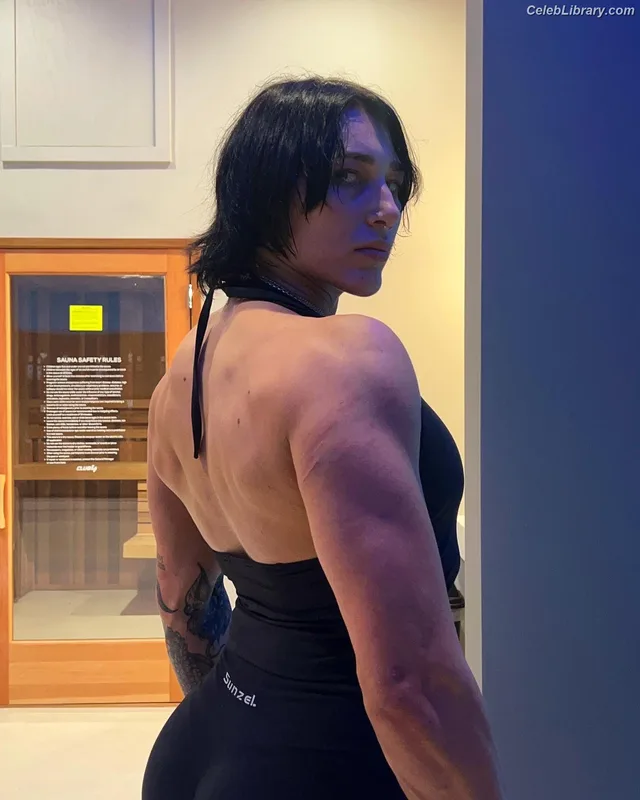Rhea Ripley photo 8 of 908
