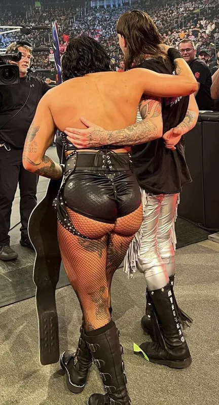 Rhea Ripley photo 14 of 908