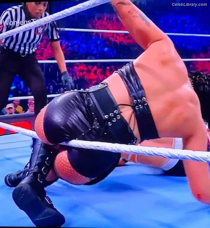 Rhea Ripley photo 19 of 908