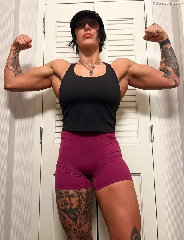 Rhea Ripley photo 11 of 908