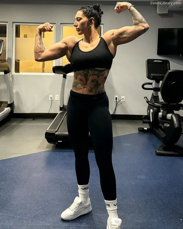 Rhea Ripley photo 18 of 908
