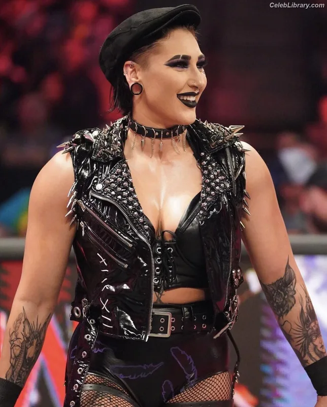 Rhea Ripley photo 9 of 908